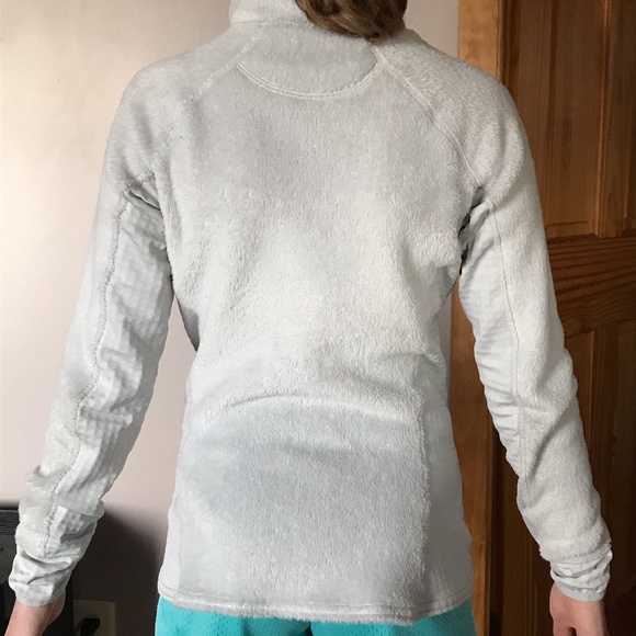Patagonia R2 Fleece Jacket - Picture 3 of 5